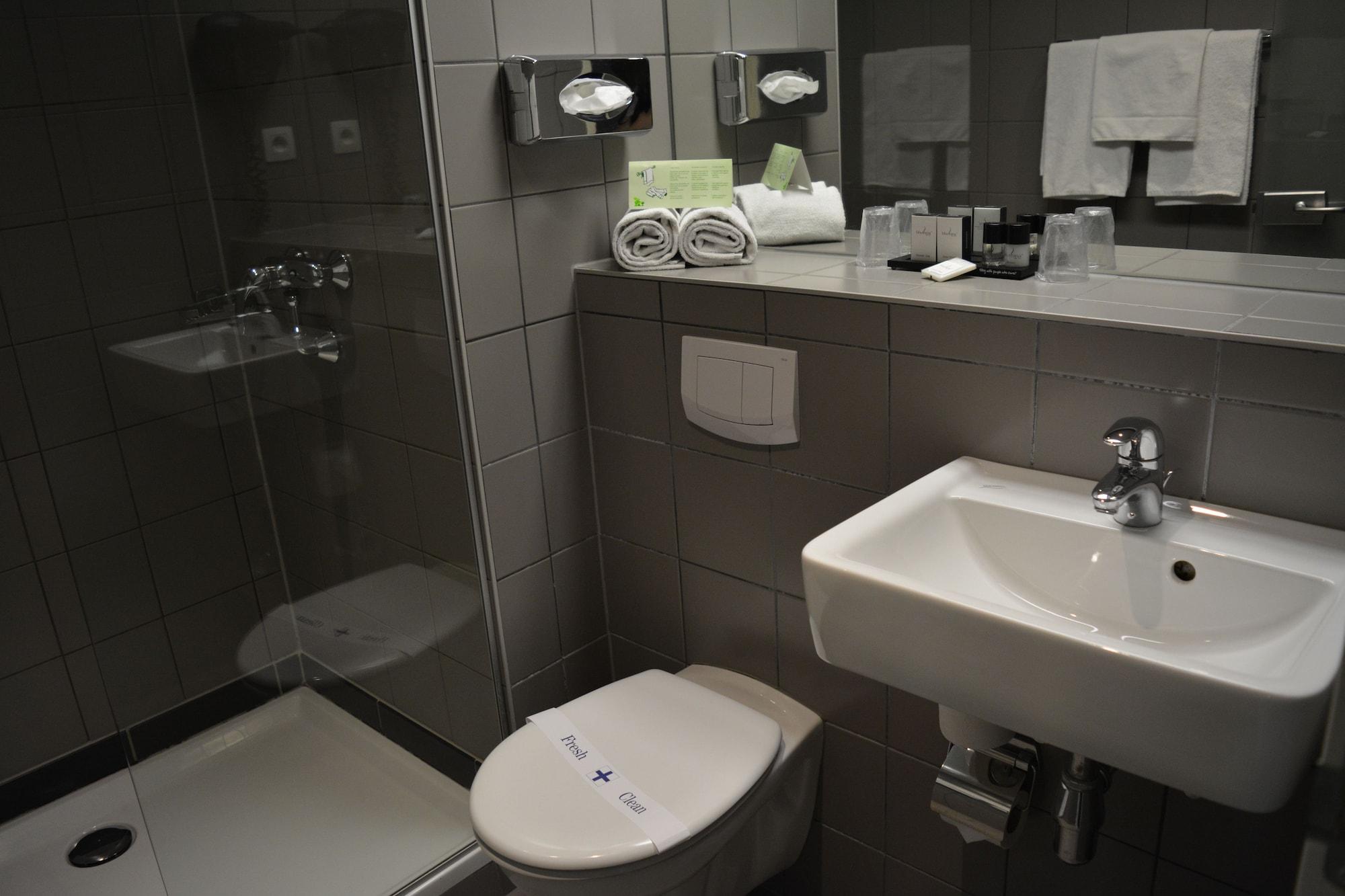 Best Western Hotel Brussels South Ruisbroek Exterior photo