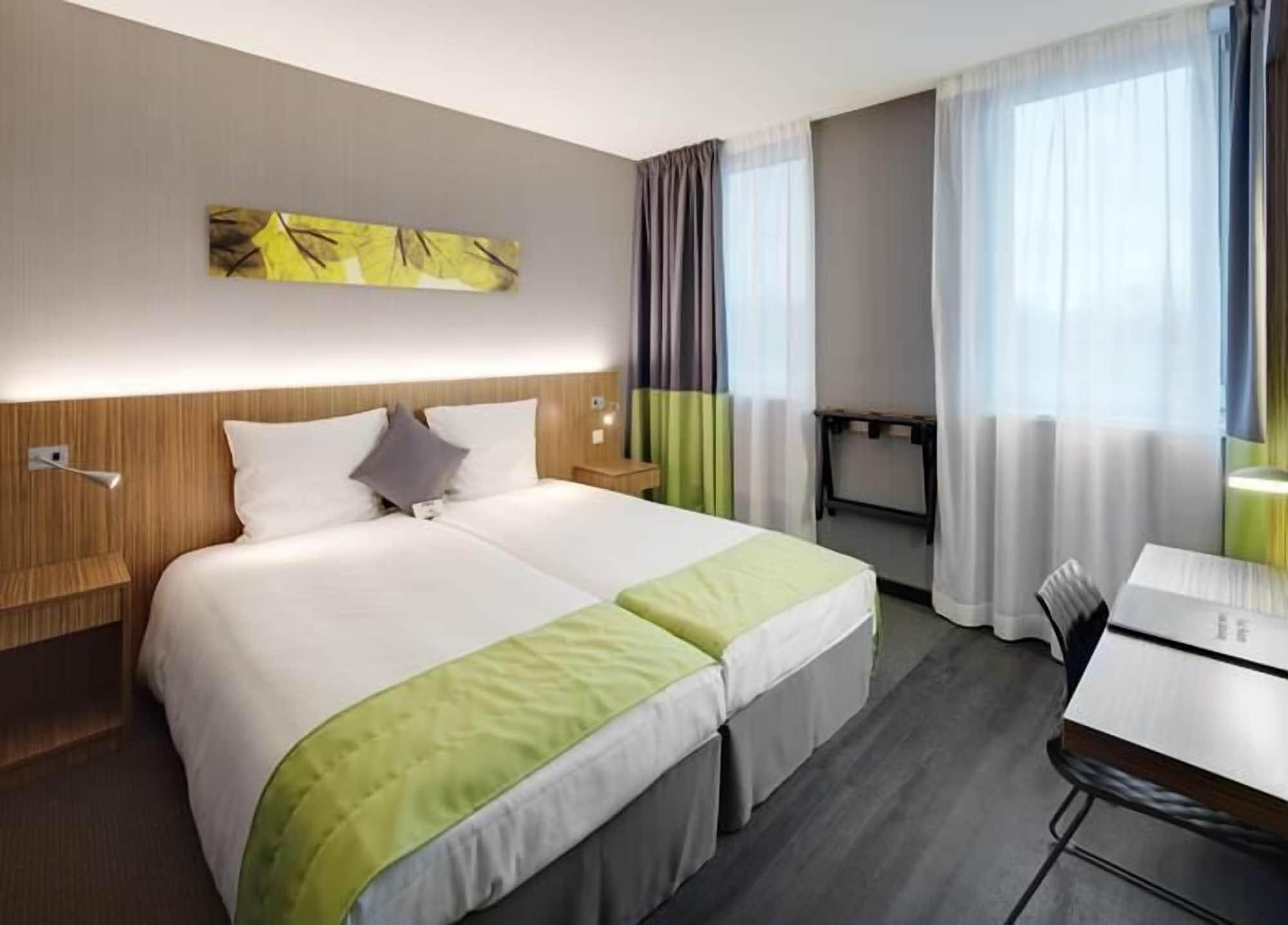 Best Western Hotel Brussels South Ruisbroek Room photo